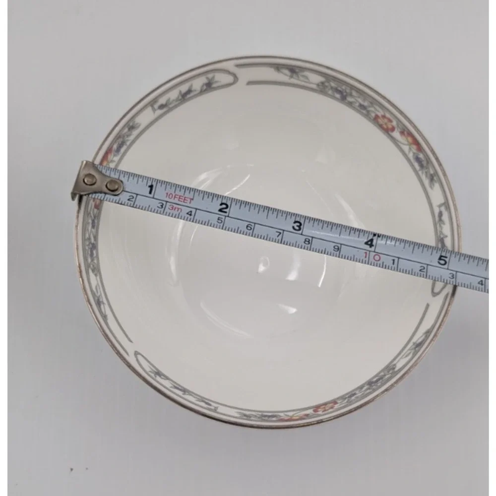 Royal Doulton Arlington Fruit Dessert Sauce Bowls Set of 2 H5180 England 5-1/8